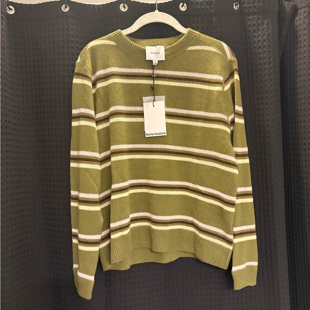 Reformation Cashmere Boyfriend Sweater XS Pear Multi Stripe NWT - Picture 4 of 7